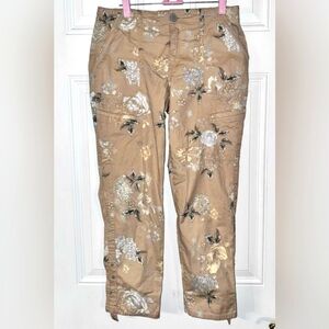 Democracy Floral Cropped Pants in Tan and Cream